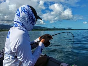 Pêcher le barracuda avec les cannes bone voyage